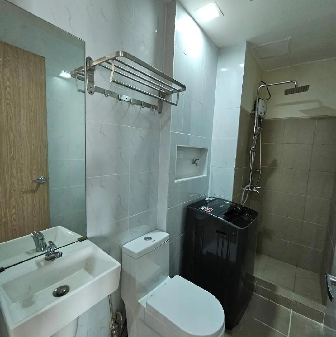 Stunning 2 Bedroom Near Airport Manila