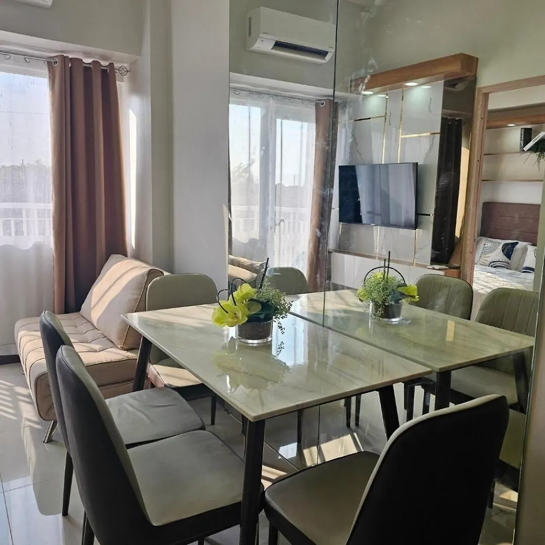 Stunning 2 Bedroom Near Airport Manila
